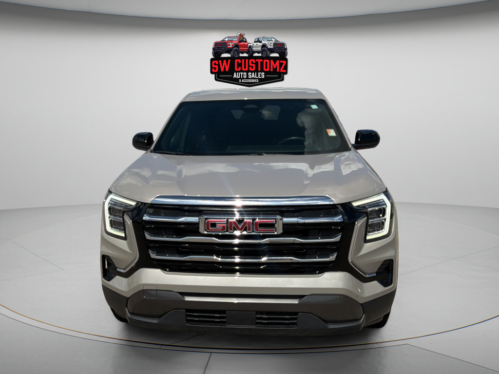 Used 2026 GMC Terrain Elevation FWD image 2