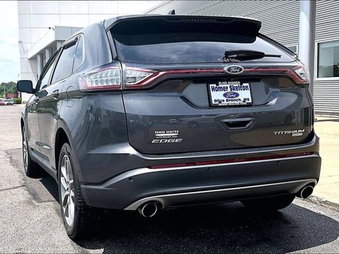 Used 2017 Ford Edge Titanium w/ Equipment Group 301A FWD image 3