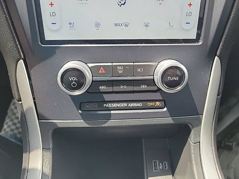 Used 2022 Ford Edge SEL w/ Convenience Package AWD/4WD image 25