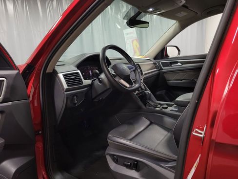 Used 2023 Volkswagen Atlas SE AWD/4WD image 12