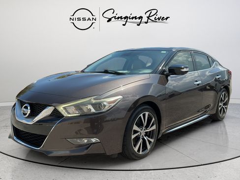 Used 2016 Nissan Maxima Platinum FWD image 3