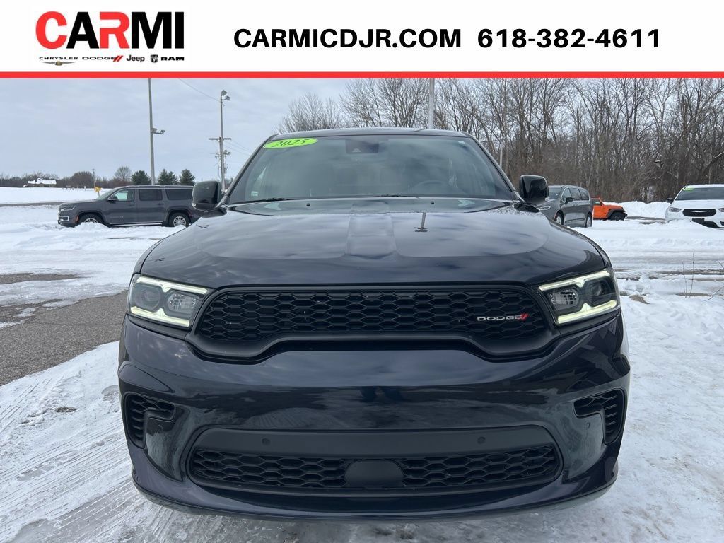 Used 2025 Dodge Durango GT AWD/4WD image 2