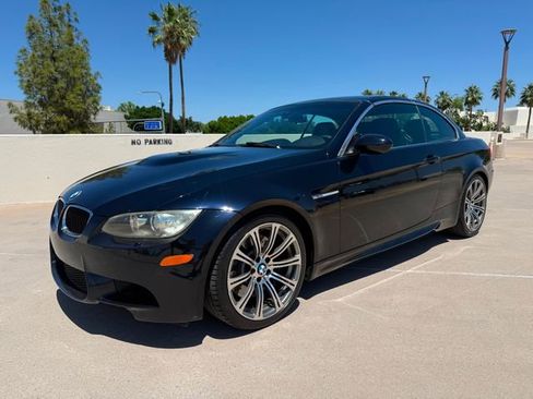 Used 2010 BMW M3 Convertible RWD image 2