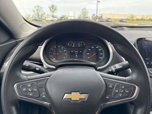 Used 2023 Chevrolet Malibu LT FWD image 8