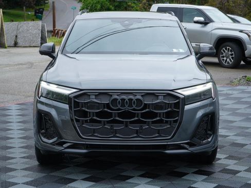 Used 2025 Audi SQ7 Premium Plus AWD/4WD image 14