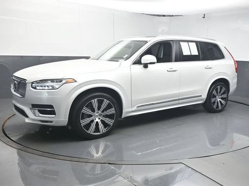 Used 2020 Volvo XC90 T6 Inscription w/ Protection Package Premier AWD/4WD image 4