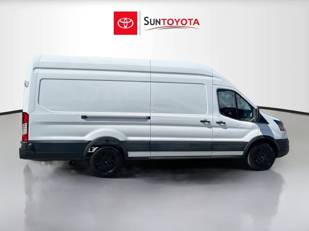 Used 2025 Ford Transit 250 148 High Roof Extended w/ Load Area Protection Package RWD image 2