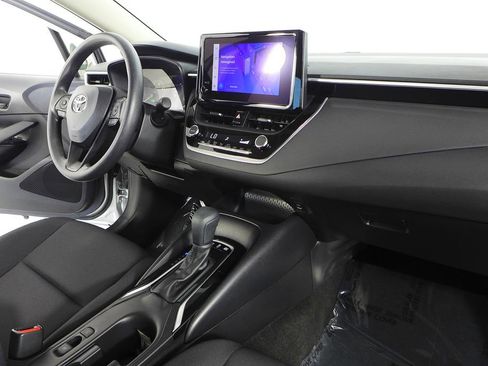 Used 2024 Toyota Corolla LE w/ LE Convenience Package image 13