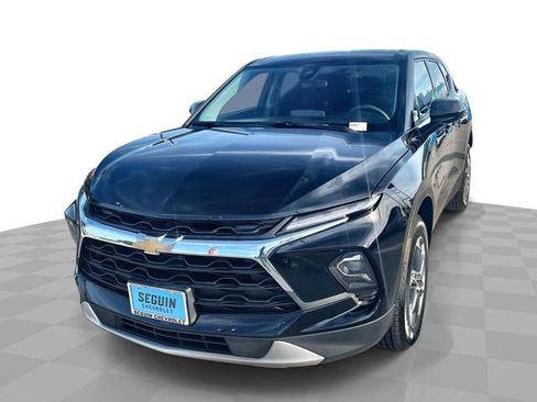 Used 2025 Chevrolet Blazer LT AWD/4WD image 1