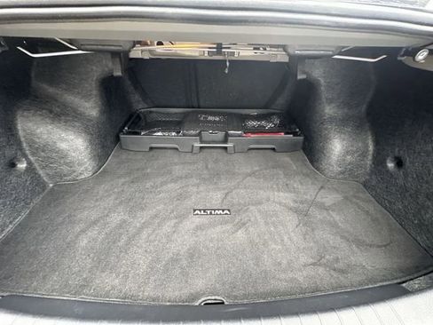 Used 2023 Nissan Altima 2.5 SR image 23