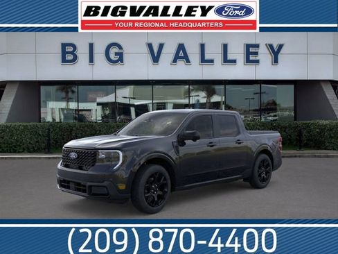 New 2026 Ford Maverick Lariat w/ Black Appearance Package image 1