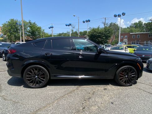 Used 2026 BMW X6 xDrive40i w/ Climate Comfort Package AWD/4WD image 2