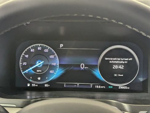 Used 2022 Kia Sorento S w/ Panoramic Sunroof Package FWD image 16