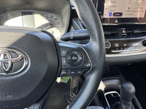 Used 2023 Toyota Corolla LE image 24