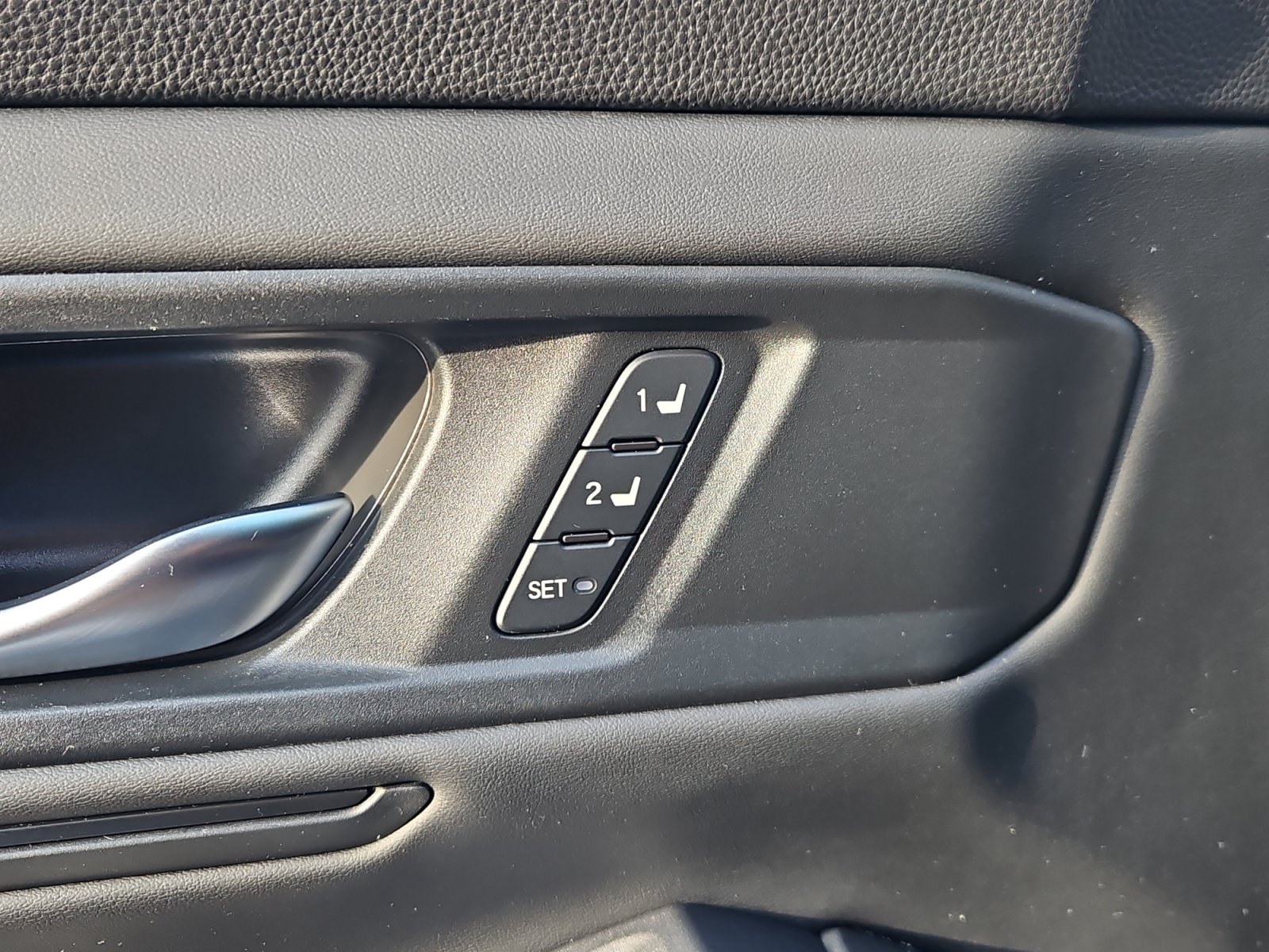 Used 2023 Honda Accord EX-L image 16