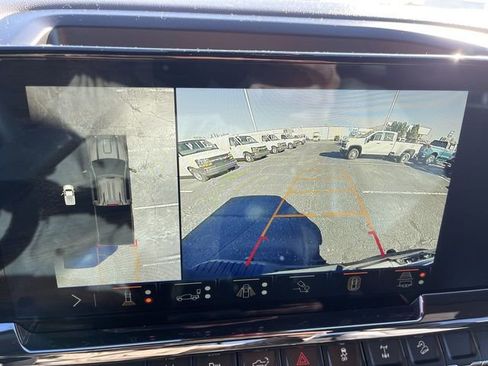 Used 2024 Chevrolet Silverado 2500 ZR2 w/ ZR2 Bison Edition image 17