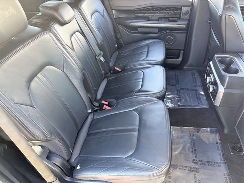Used 2020 Ford Expedition Platinum image 13