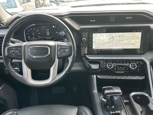 Used 2022 GMC Sierra 1500 Denali w/ Denali Reserve Package image 8