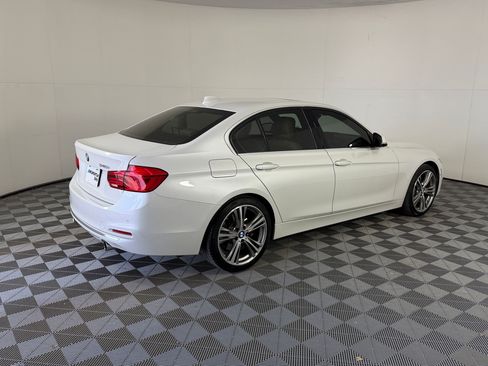 Used 2016 BMW 340i Sedan RWD image 9