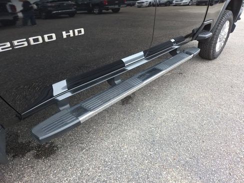 Used 2021 Chevrolet Silverado 2500 High Country w/ Z71 Off-Road Package AWD/4WD image 32