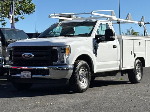 Certified 2017 Ford F250 XL w/ Power Equipment Group RWD image 8