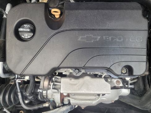 Used 2017 Chevrolet Malibu LS image 30