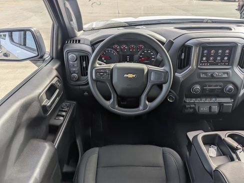 New 2026 Chevrolet Silverado 1500 Custom image 3