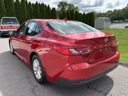 Used 2025 Toyota Camry LE w/ Convenience Package FWD image 6