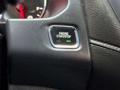 Used 2022 GMC Acadia AT4 w/ Technology Package AWD/4WD image 24