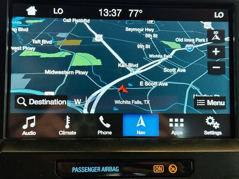 Used 2018 Ford F450 Platinum w/ Platinum Ultimate Package AWD/4WD image 16