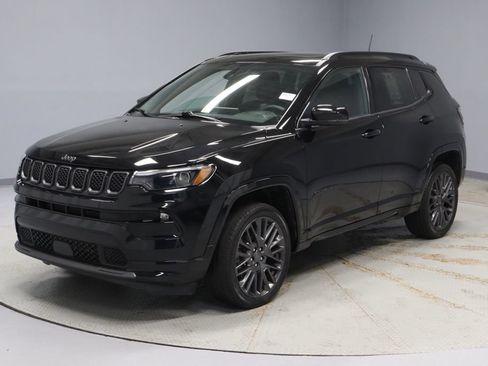 Used 2023 Jeep Compass High Altitude AWD/4WD image 9