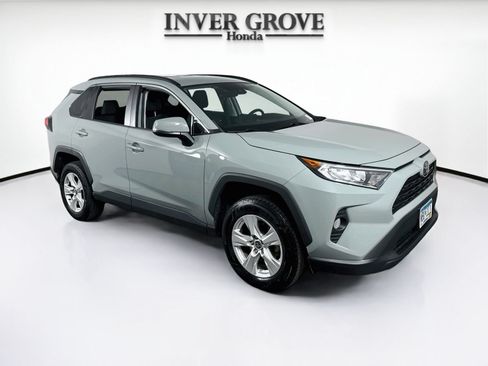 Used 2021 Toyota RAV4 XLE w/ XLE Grade Weather Package AWD/4WD image 3