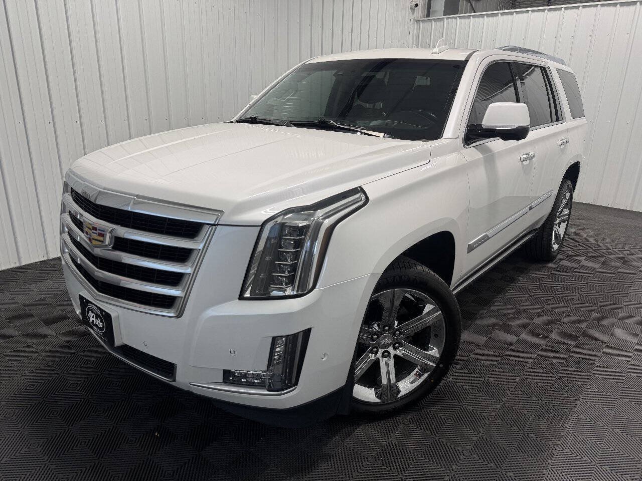Used 2019 Cadillac Escalade Premium Luxury AWD/4WD image 59