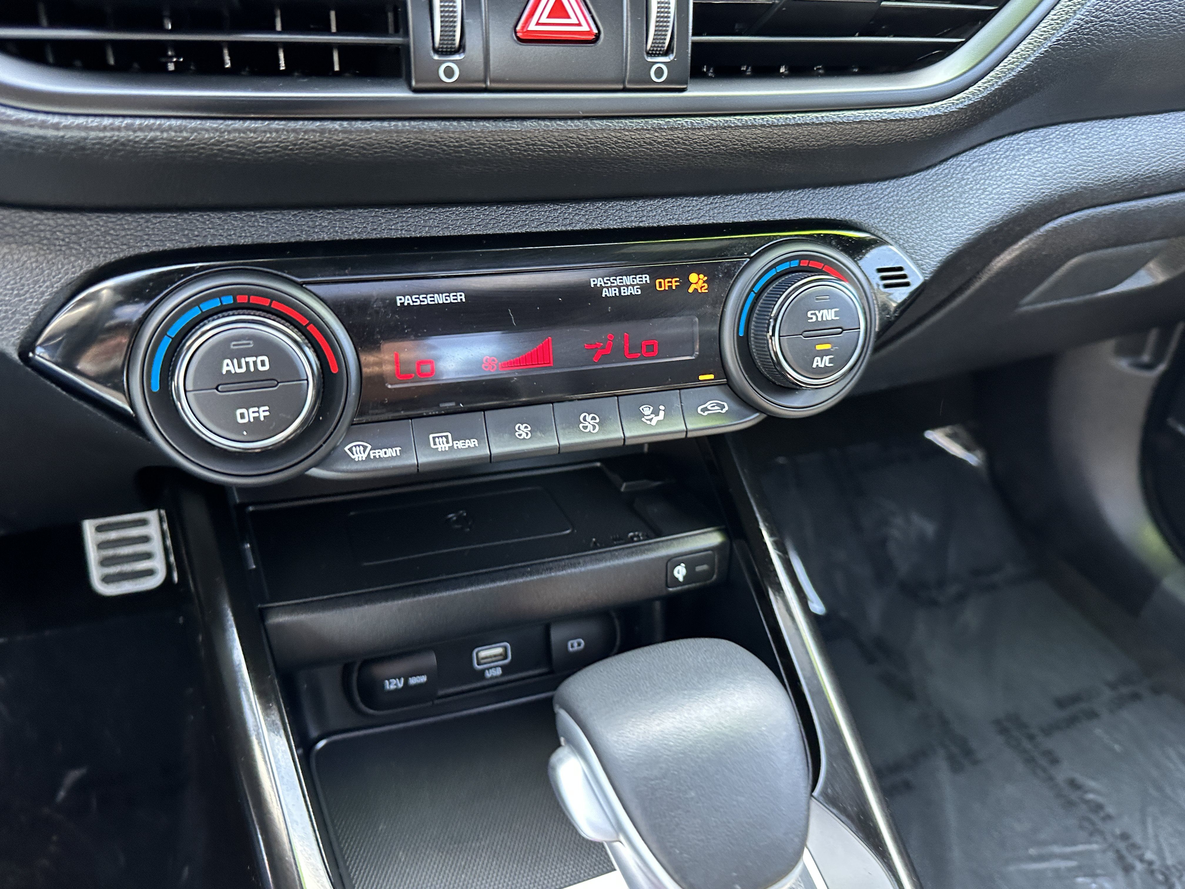 Certified 2023 Kia Forte GT-Line w/ GT-Line Premium Package FWD image 31
