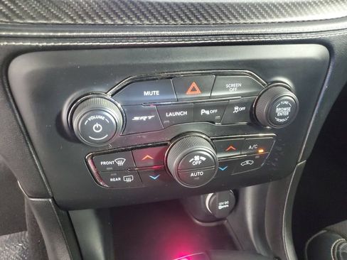 Used 2022 Dodge Charger SRT Hellcat w/ Carbon/Suede Interior Package RWD image 20