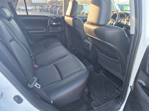 Used 2019 Toyota 4Runner TRD Off-Road Premium image 16