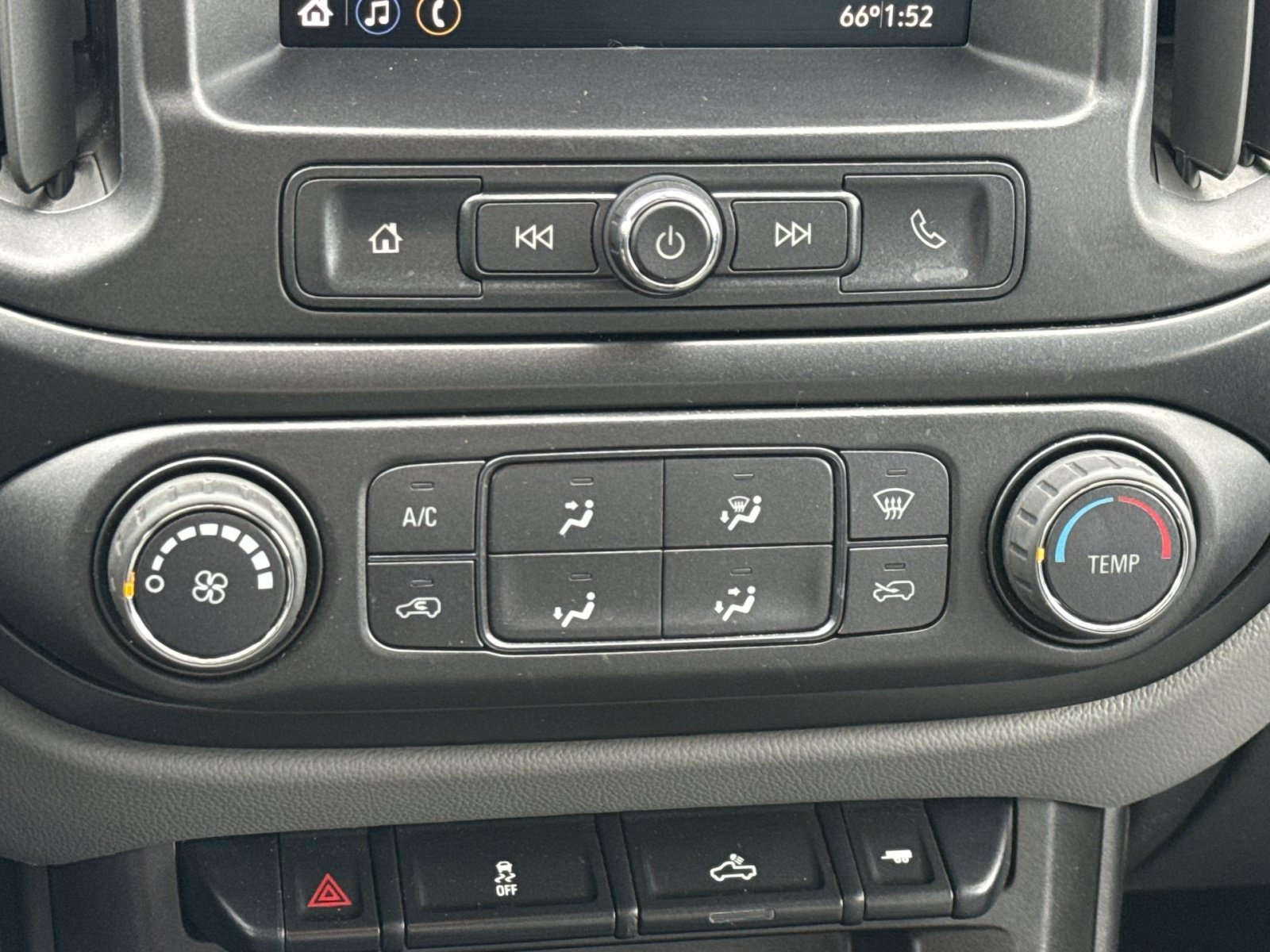 Used 2021 Chevrolet Colorado W/T AWD/4WD image 22