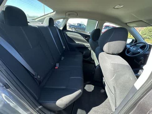 Used 2018 Nissan Sentra S image 19