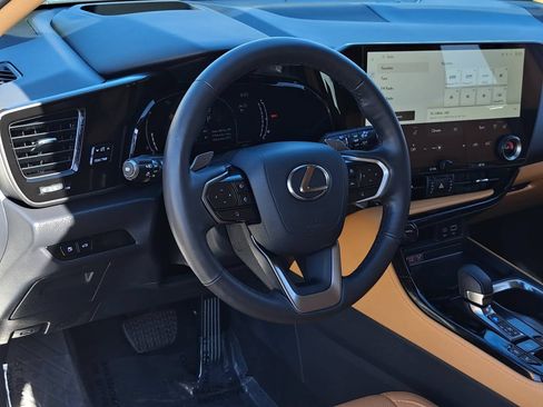 Used 2025 Lexus NX 350 AWD w/ Accessory Package (2T) image 17