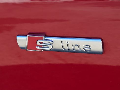 Used 2023 Audi A4 2.0T Premium Plus image 8