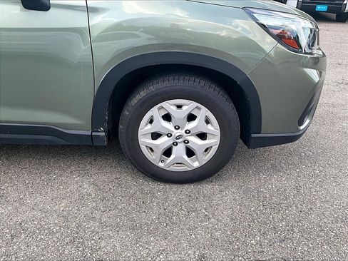 Used 2021 Subaru Forester AWD/4WD image 7