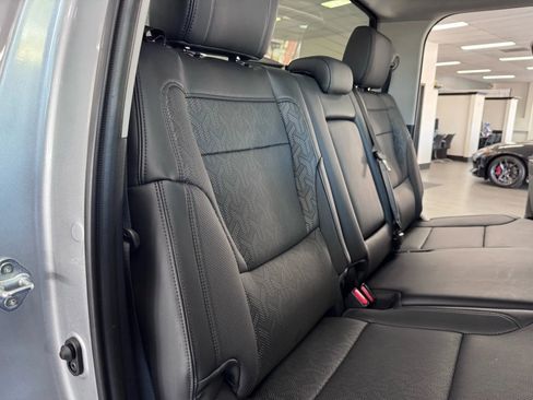 Used 2024 Toyota Tundra Limited image 16