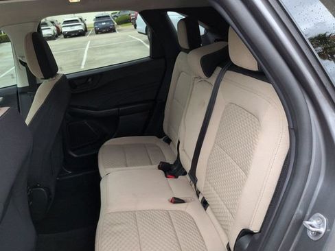 Used 2022 Ford Escape SE w/ Convenience Package FWD image 12
