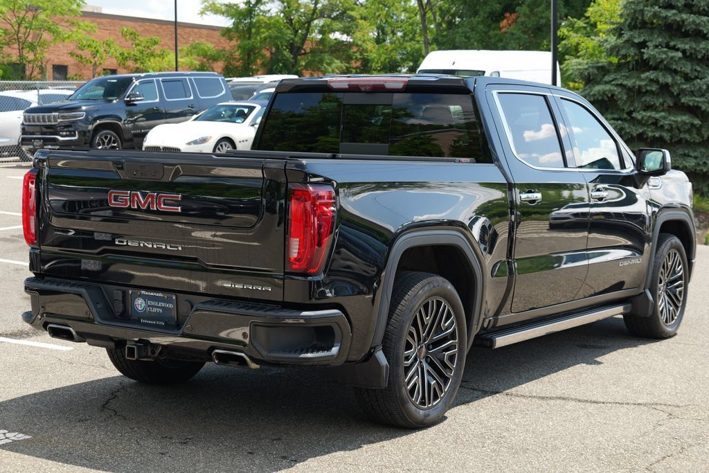 Used 2020 GMC Sierra 1500 Denali w/ Denali Ultimate Package AWD/4WD image 10