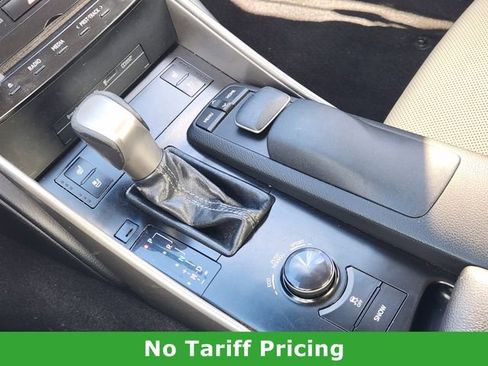 Used 2014 Lexus IS 250 w/ Navigation Package image 20