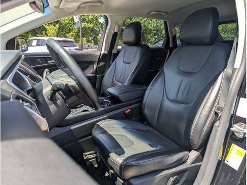 Used 2016 Ford Edge Titanium w/ Technology Package AWD/4WD image 69