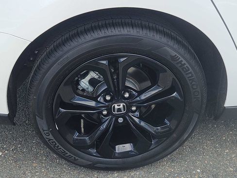 Used 2025 Honda Accord SE image 8