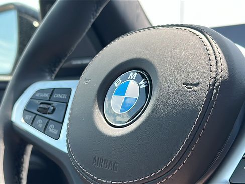 New 2026 BMW X5 sDrive40i w/ M Sport Package RWD image 21