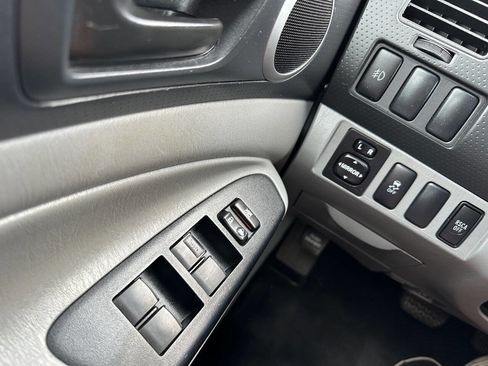 Used 2014 Toyota Tacoma 4x4 Double Cab image 19