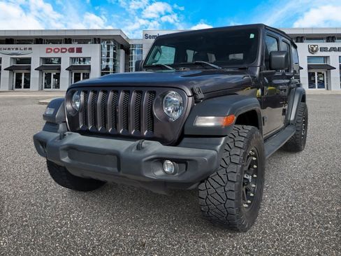 Used 2020 Jeep Wrangler Unlimited Sport image 4